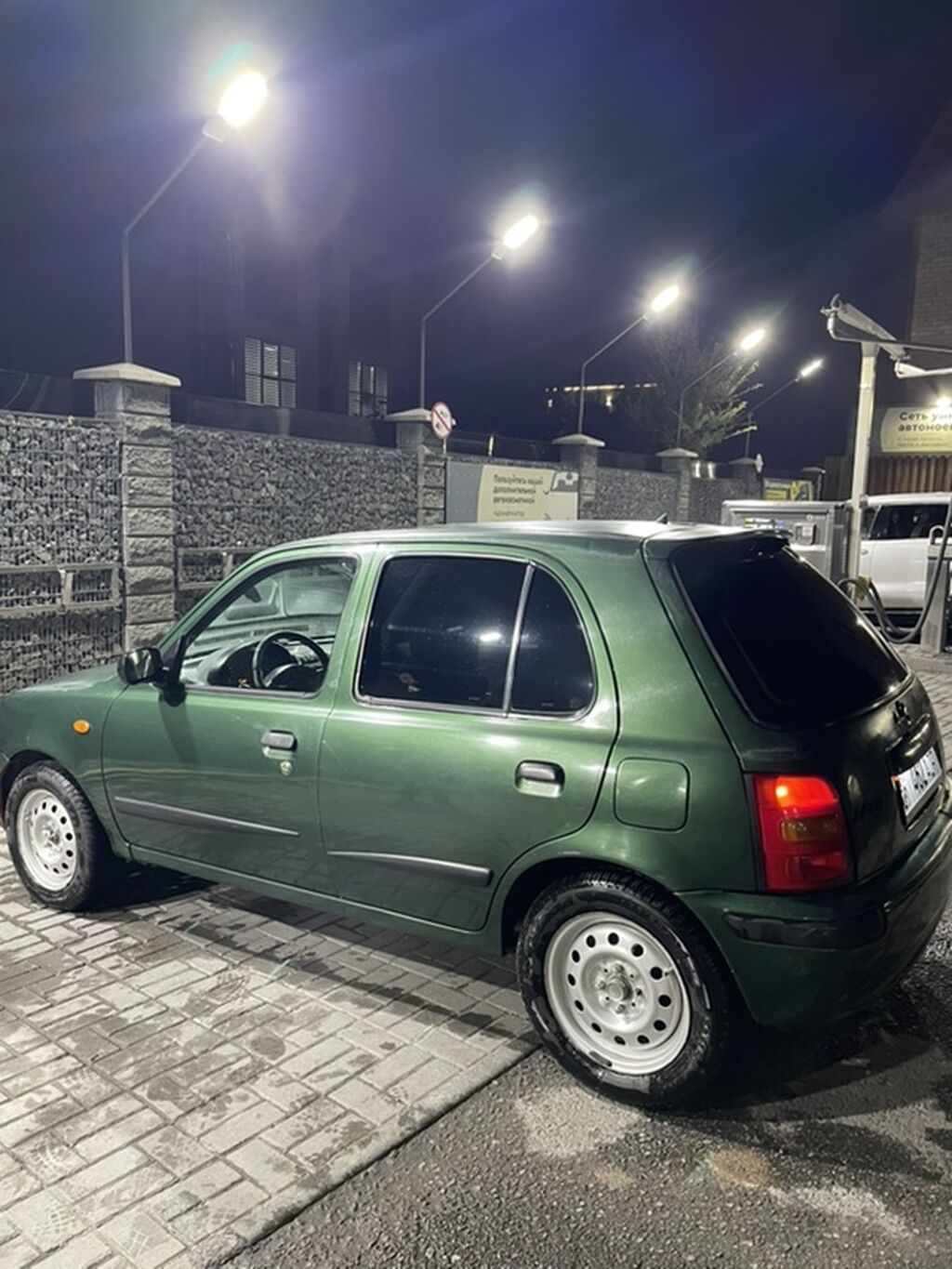 Nissan Micra: 1999 г., 1 л, Механика, Бензин, Хэтчбэк: фото 3
