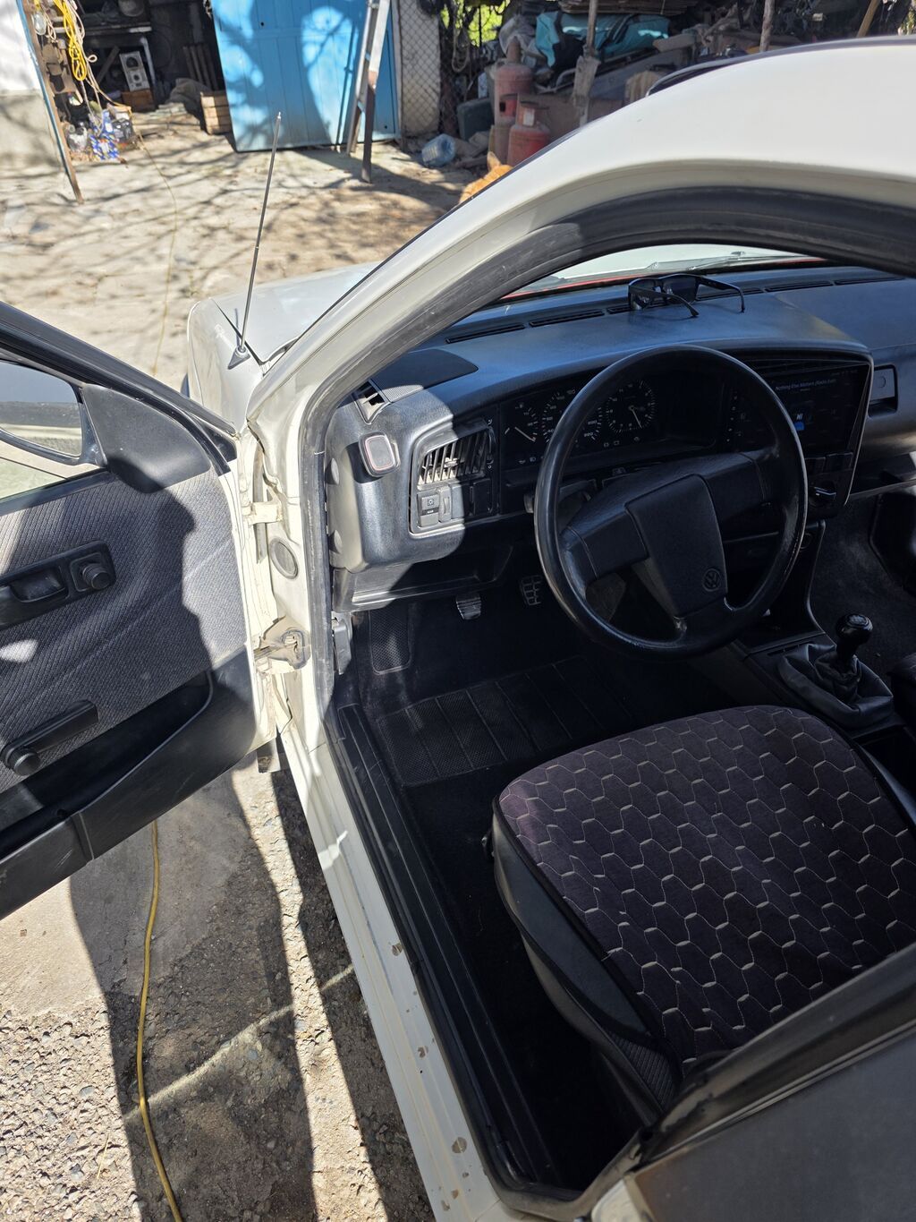 Volkswagen Passat: 1988 г., 1.8 л, Механика, Бензин, Универсал: фото 7