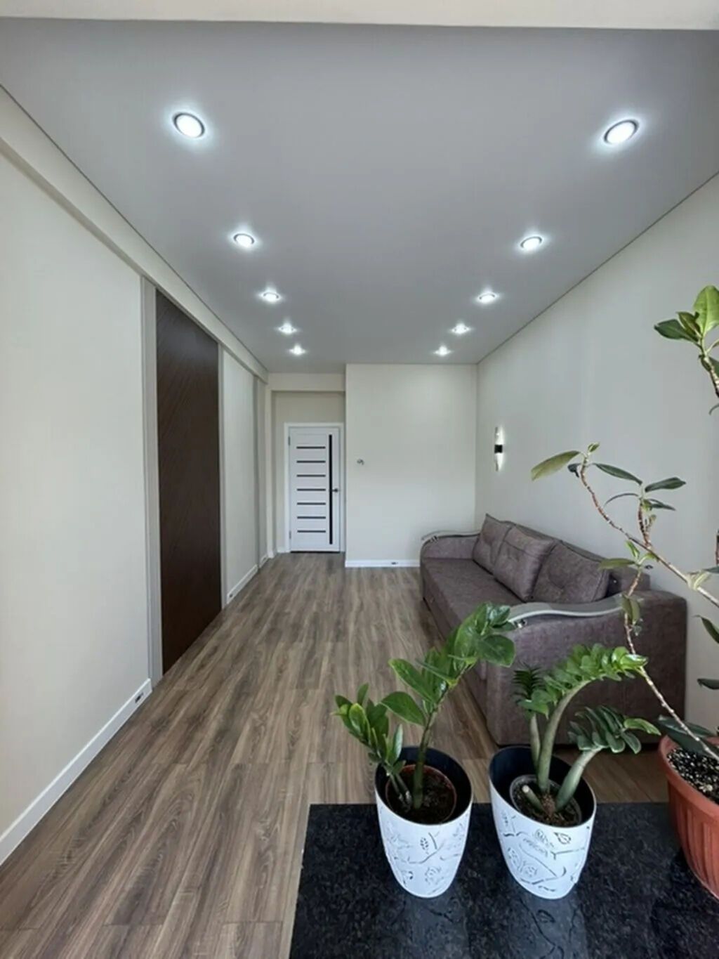 2 комнаты, 52 м², Технопарк 15 этаж: фото 1