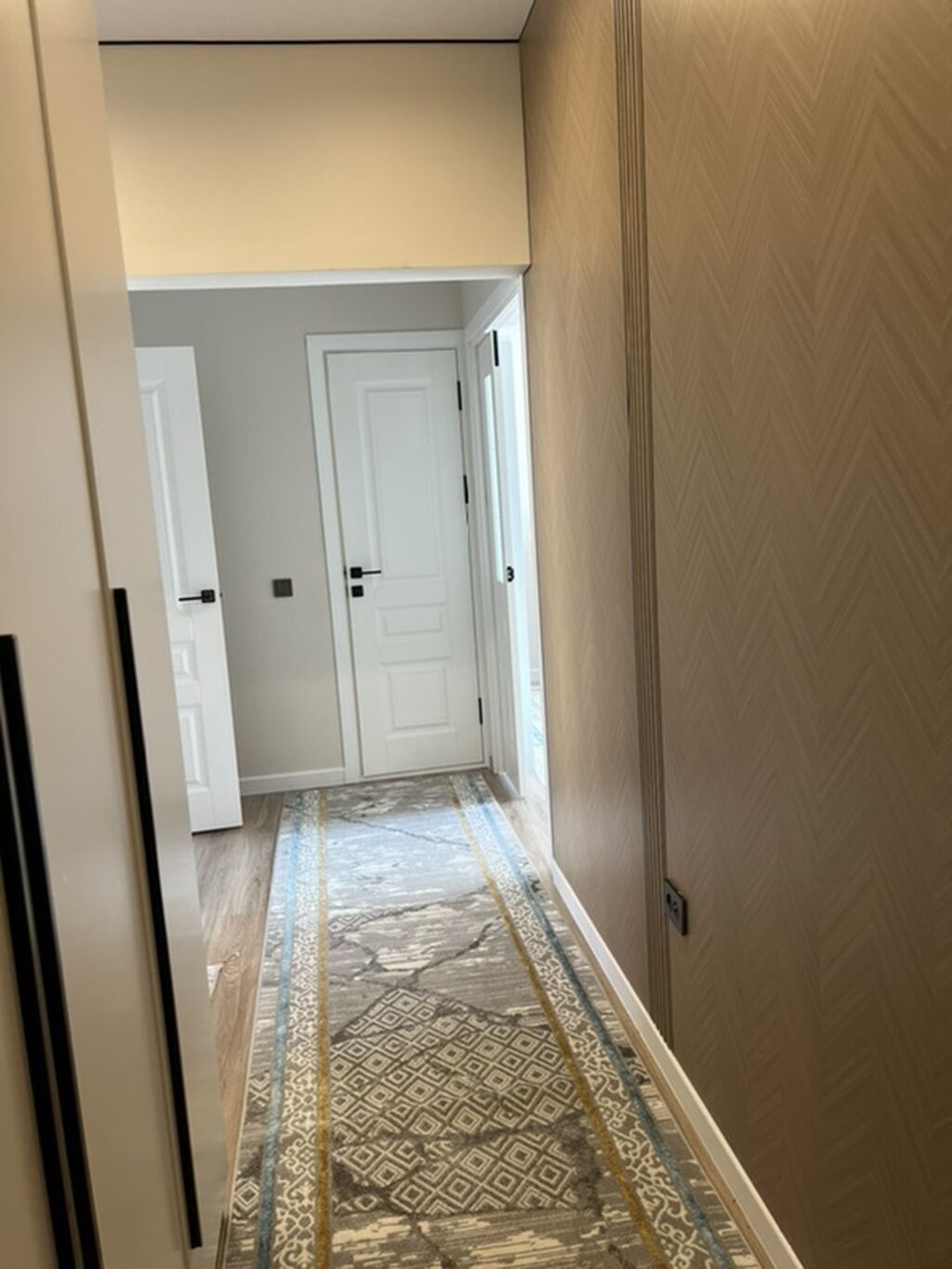 2 комнаты, 67 м², Технопарк 106 серия улучшенная, 2 этаж, Евроремонт: фото 3