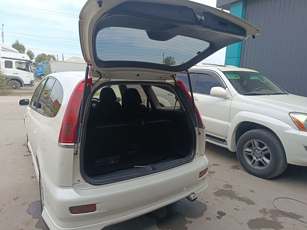 Honda Stream: 2002 г., 1.7 л, Автомат, Бензин, Минивэн: фото 7