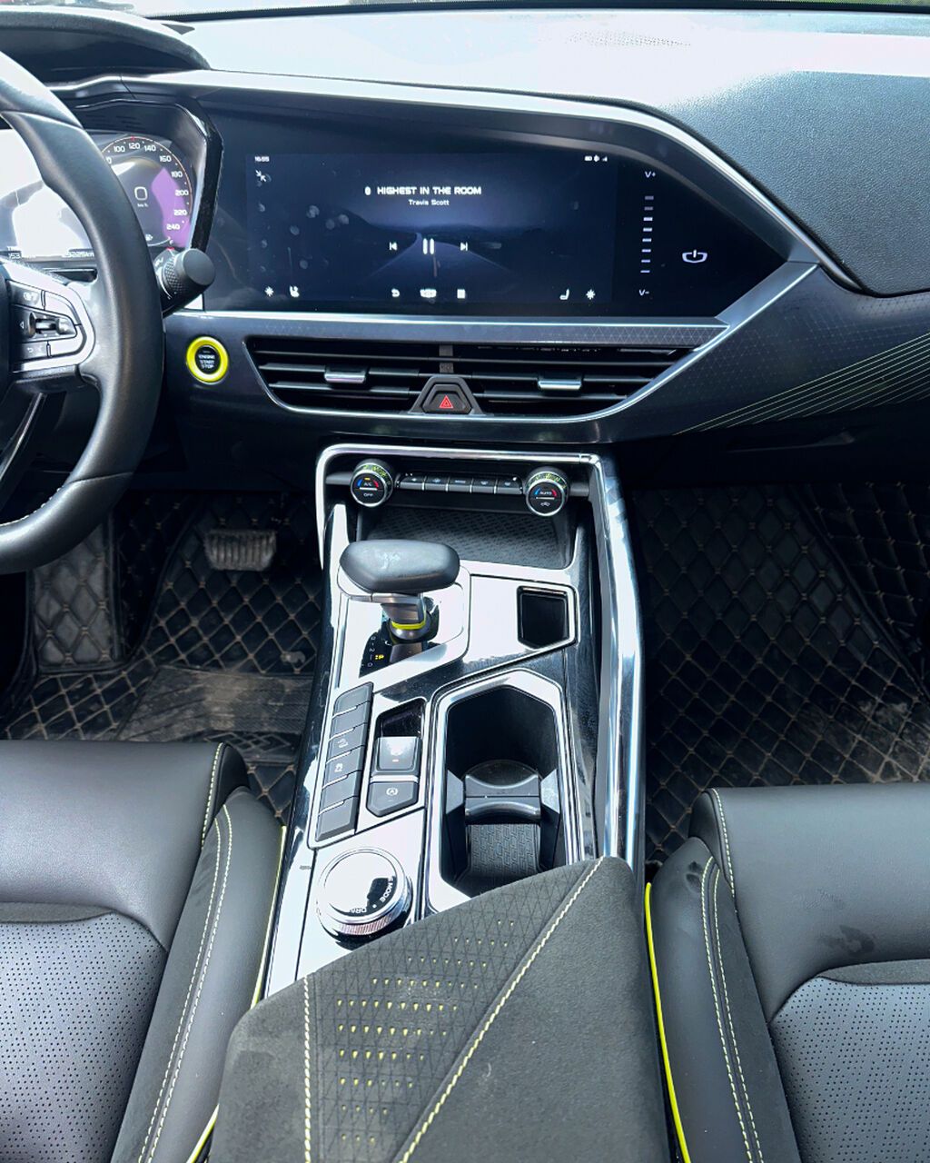 Geely Tugella: 2022 г., 2 л, Автомат, Бензин, Внедорожник: фото 6