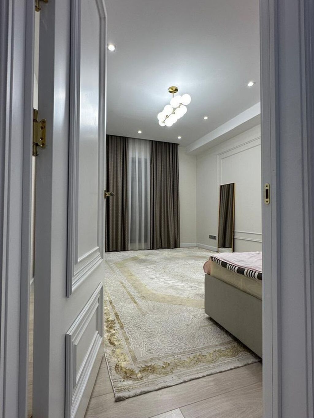 6 комнат и более, 220 м², 5 соток, Бишкек, Собственник: фото 3