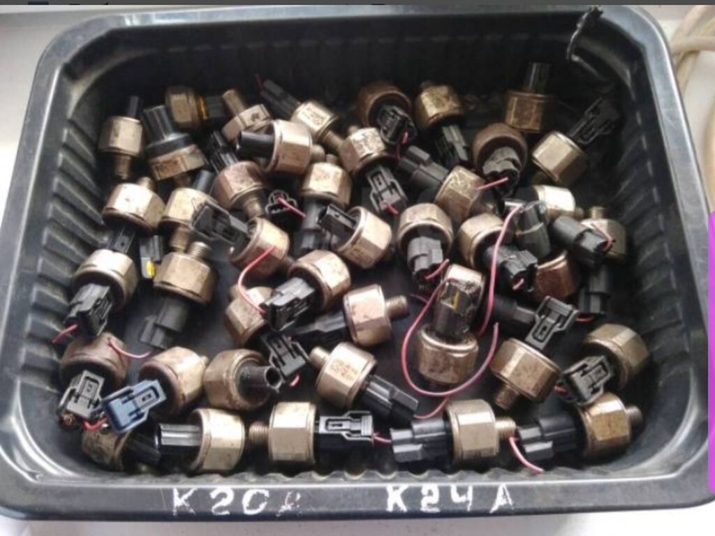 Honda knock sensor+CHECK K20 K24 Датчик Договорная Двигатели, моторы и ГБЦ Бишкек ᐈ lalafo