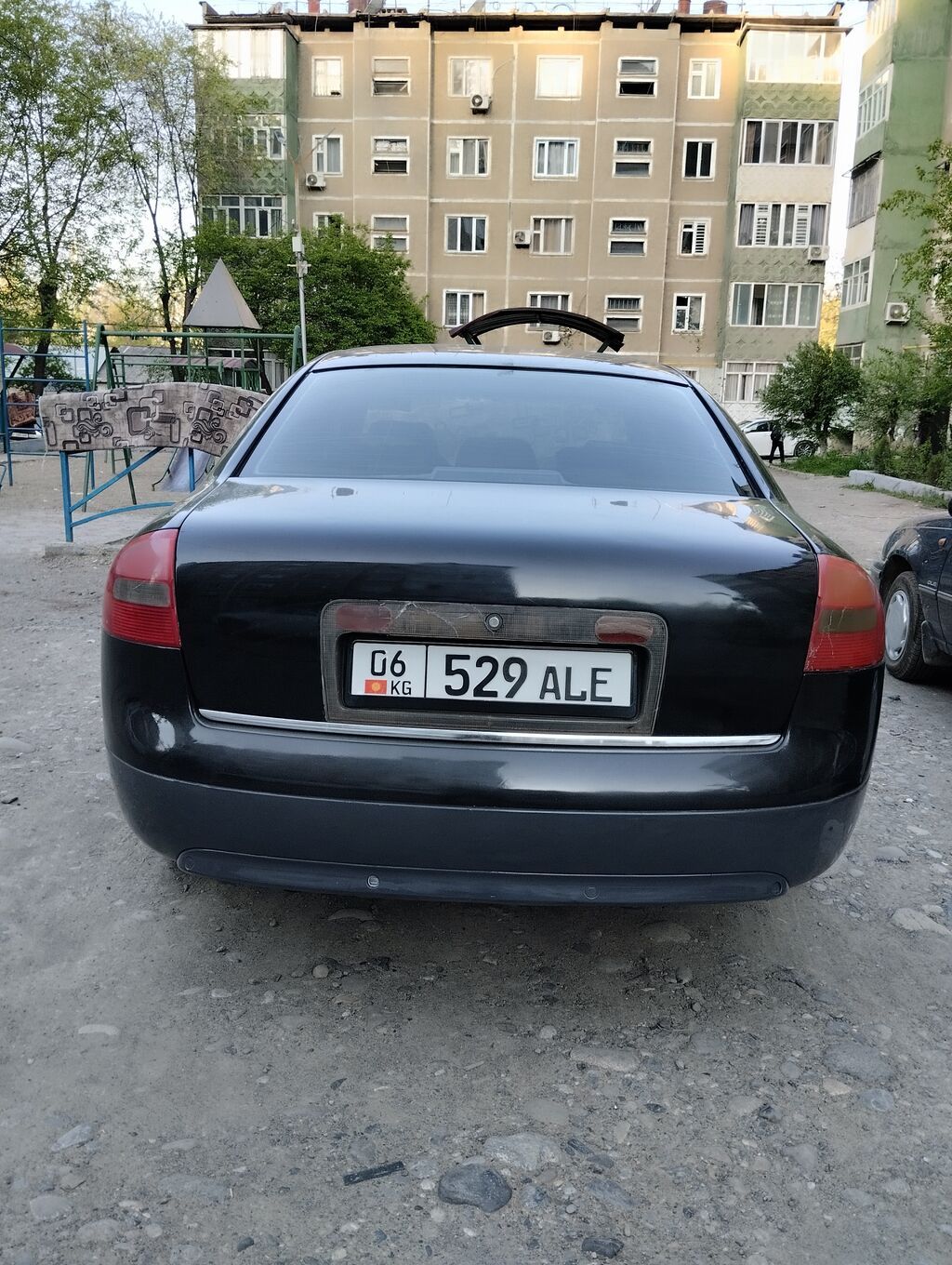 Audi A6: 2001 г., 2.4 л, Механика, Бензин, Седан: фото 8