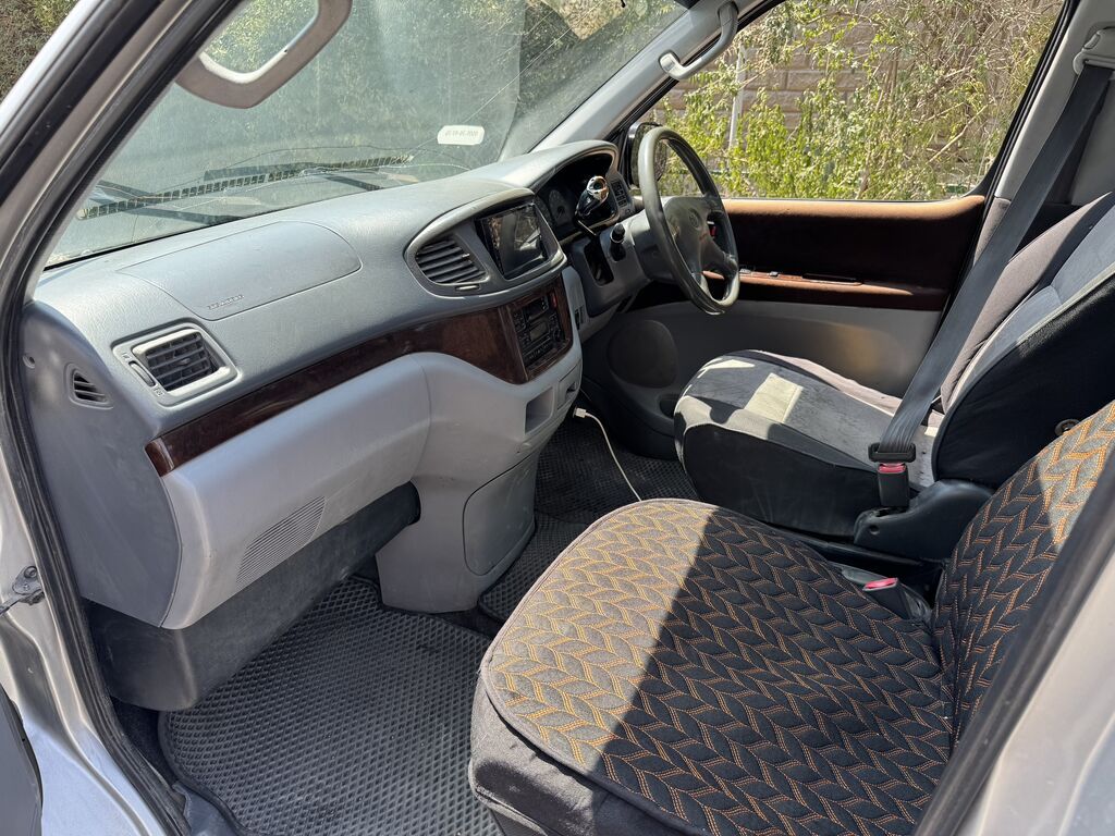 Toyota Hiace: 2000 г., 2.7 л, Автомат, Бензин, Минивэн: фото 6