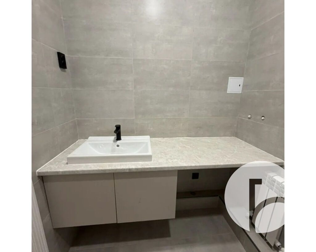 1 комната, 35 м², Элитка, 4 этаж, Дизайнерский ремонт — фото 3
