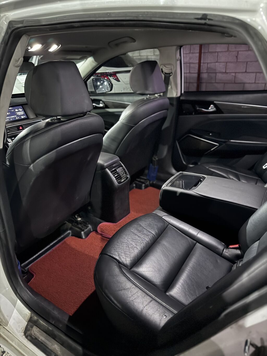 Kia K7: 2020 г., 3 л, Автомат, Газ, Седан: фото 8