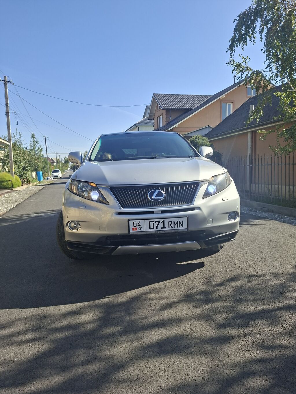 Lexus RX: 2011 г., 3.5 л, Автомат, Бензин, Кроссовер: фото 3