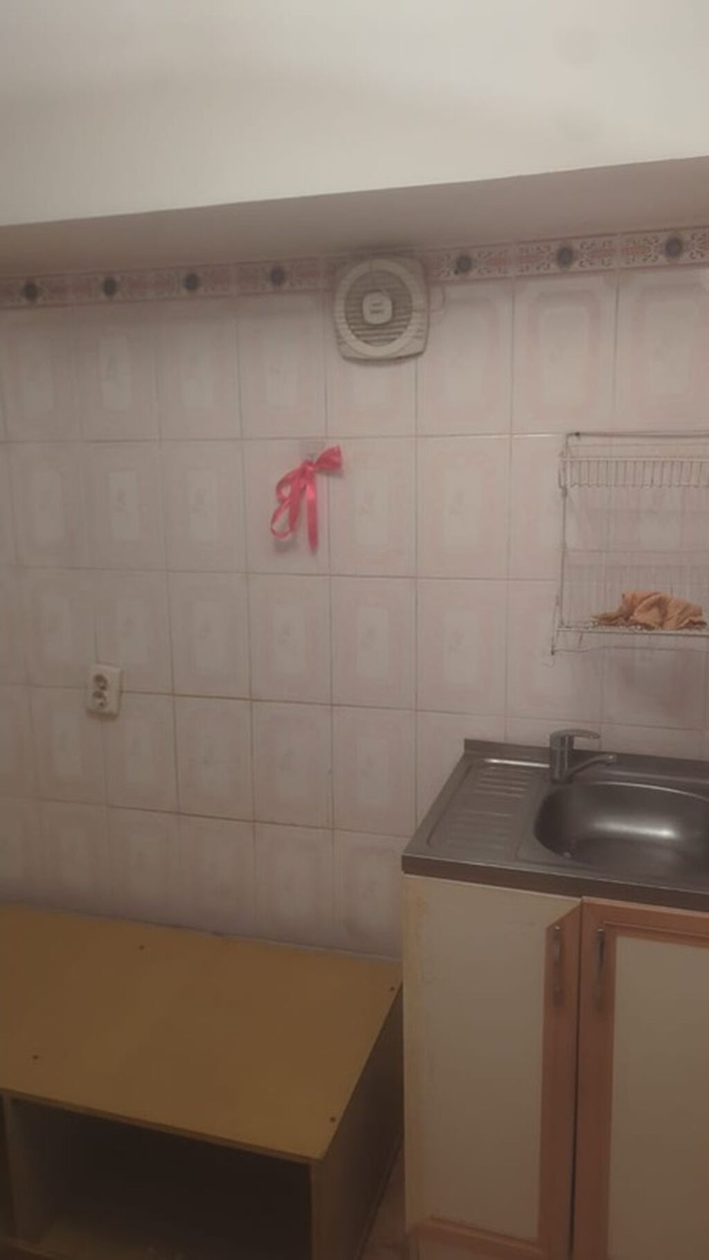 2 комнаты, 50 м², 106 серия улучшенная, 5 этаж, Требуется ремонт: фото 4