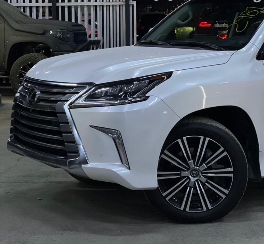 Lexus LX: 2020 г., 5.7 л, Автомат, Бензин, Внедорожник: фото 8