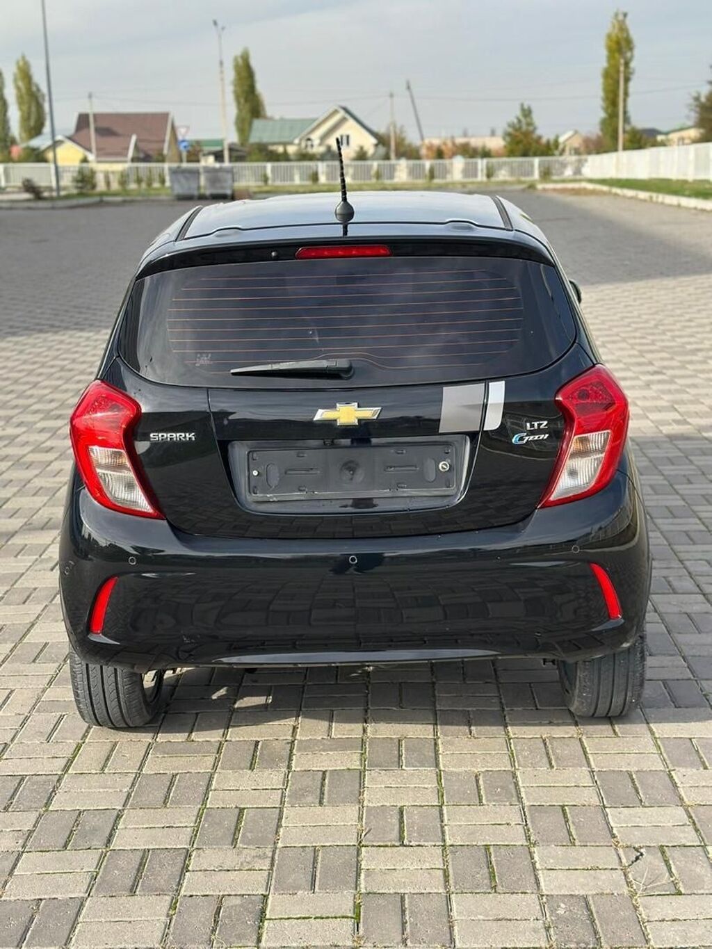 Chevrolet Spark: 2016 г., 1 л, Вариатор, Бензин, Хэтчбэк — фото 4