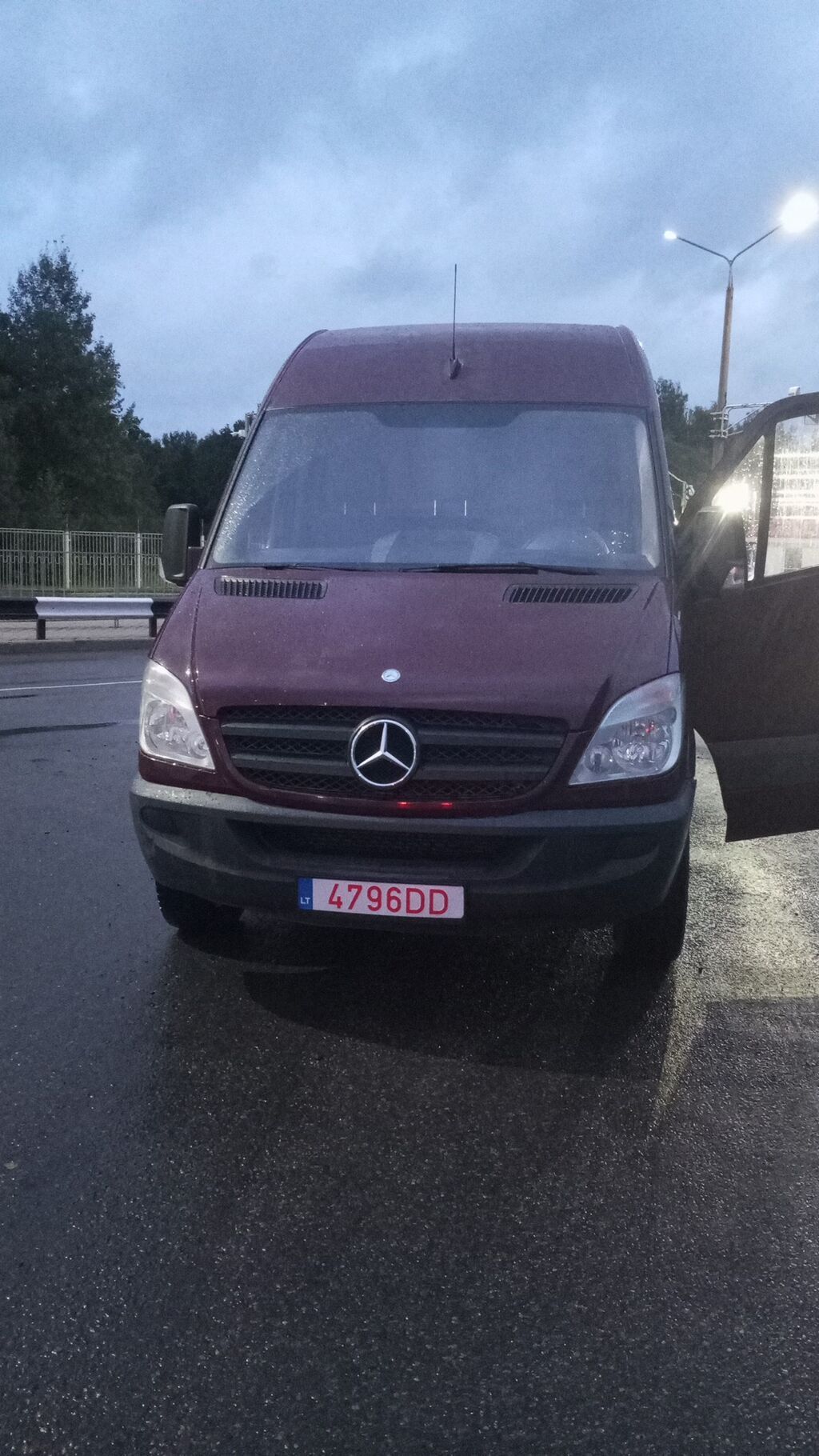 Mercedes-Benz Спринтер: 2008 г., 2.2 л, Механика, Дизель, Фургон: фото 1