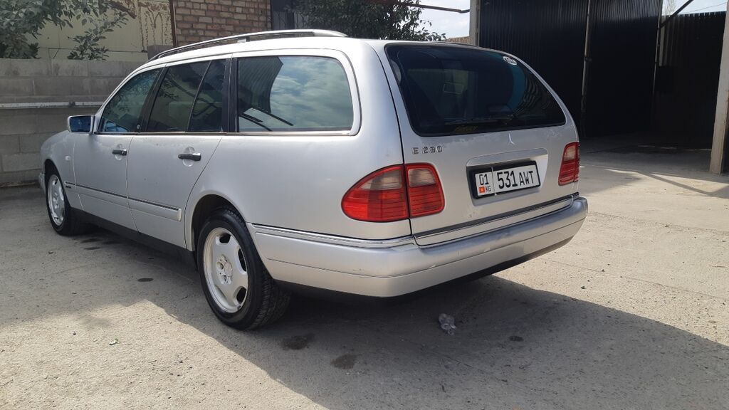 Mercedes-Benz E-Class: 1997 г., 2.3 л, Автомат, Бензин, Универсал: фото 4
