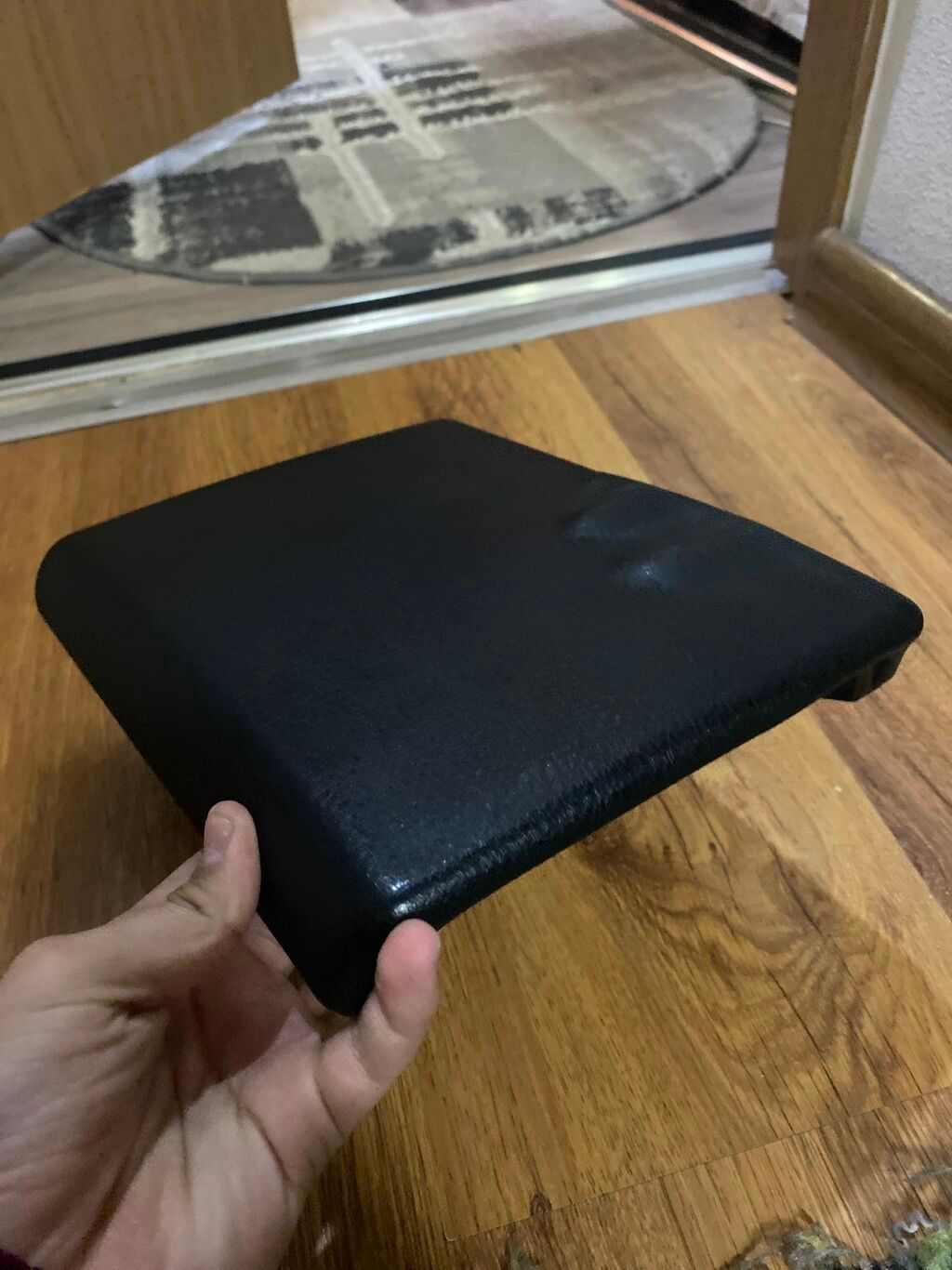 Подлокотник на бмв е39 сост идеал: 600 KGS Другие детали салона | Кант ...