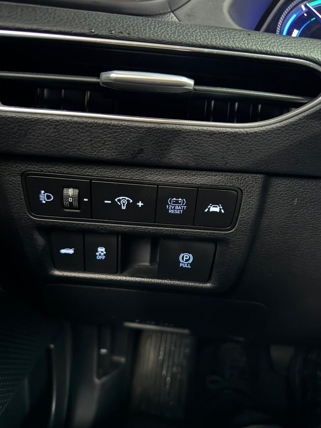 Hyundai Sonata: 2022 г., 2 л, Автомат, Гибрид, Седан: фото 8