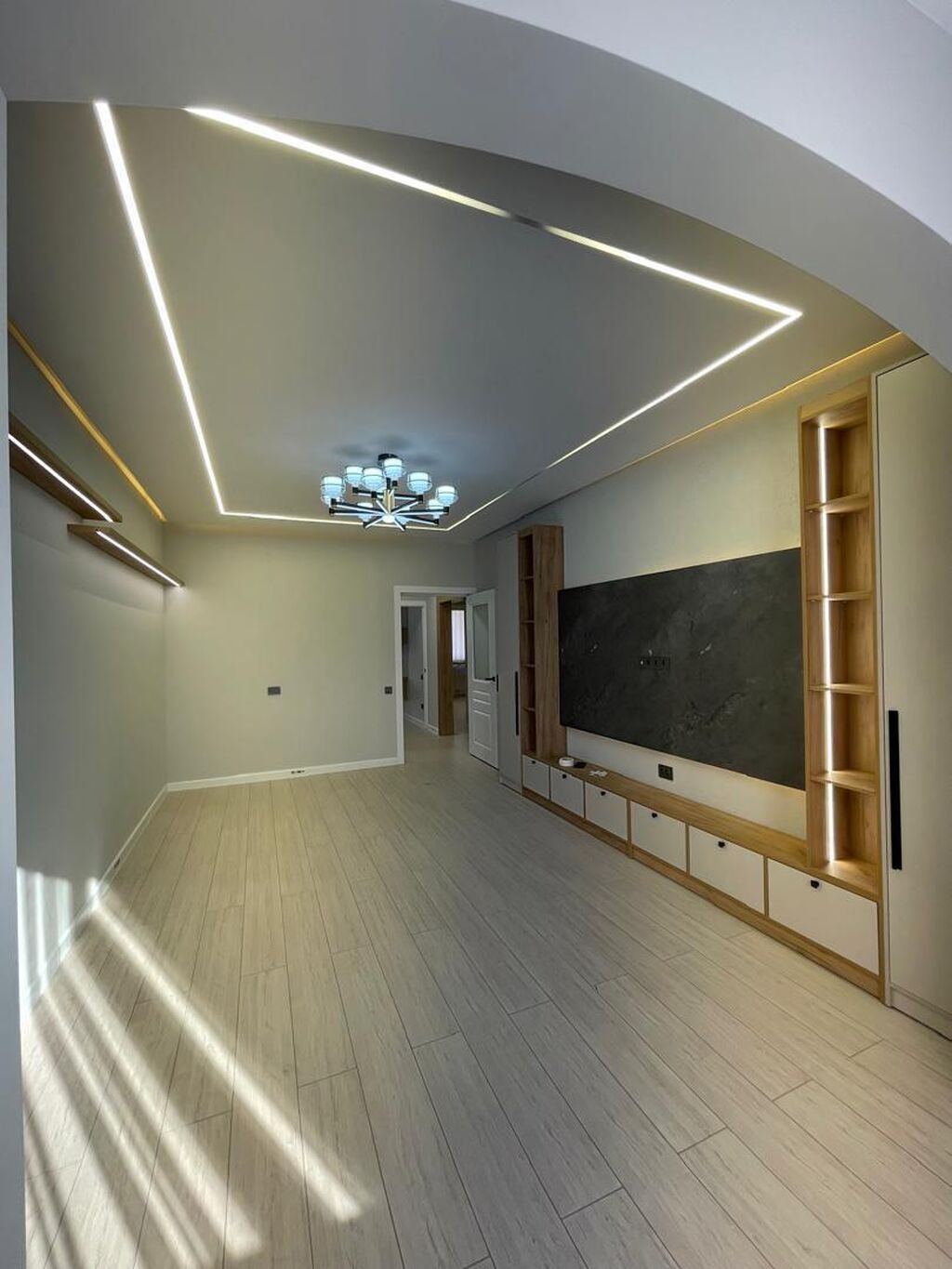 3 комнаты, 83 м², 108 серия, Технопарк 108 серия, 2 этаж, Дизайнерский ремонт: фото 2
