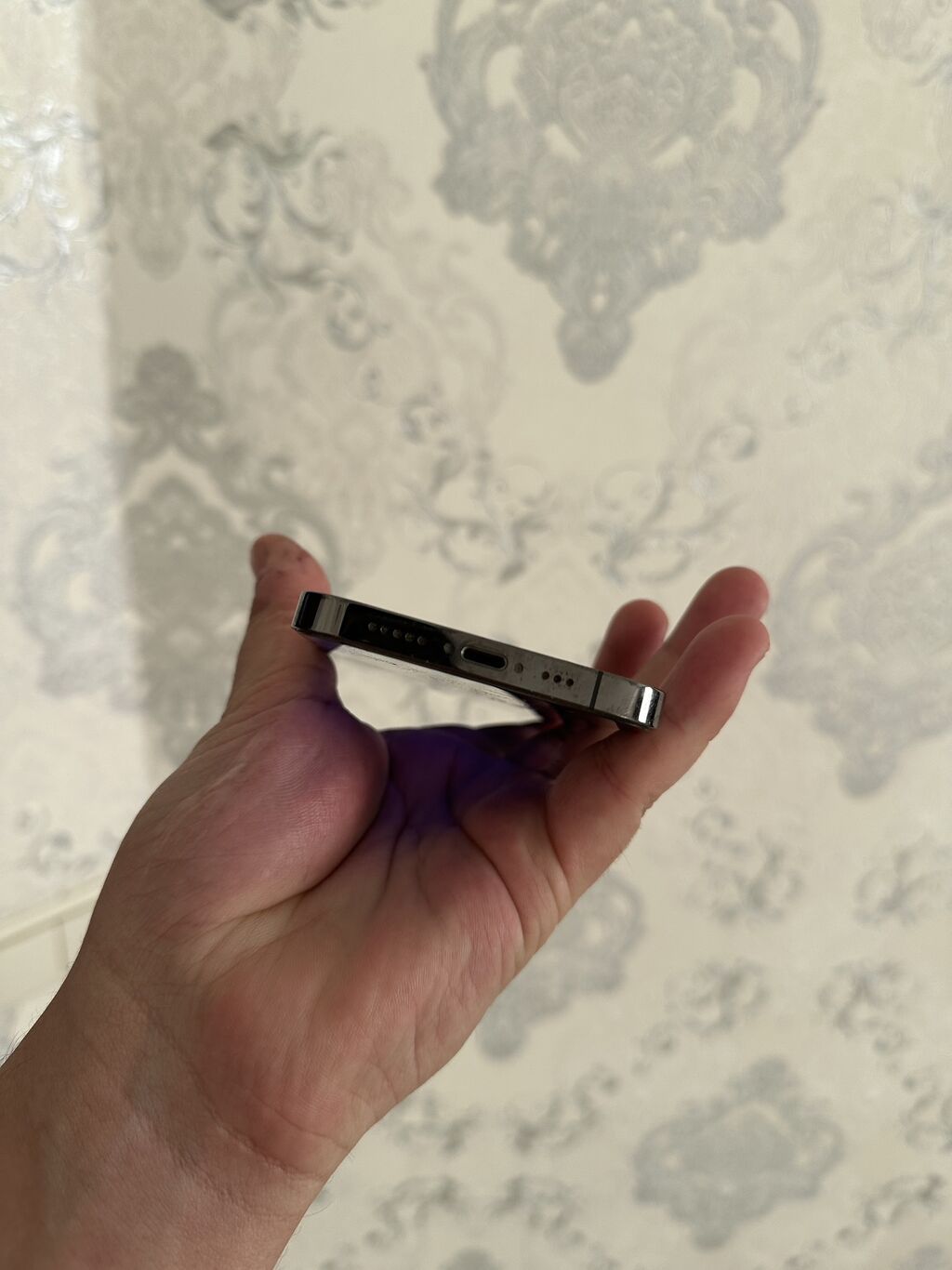 IPhone 12 Pro, Б/у, 256 ГБ, Black Titanium: фото 2