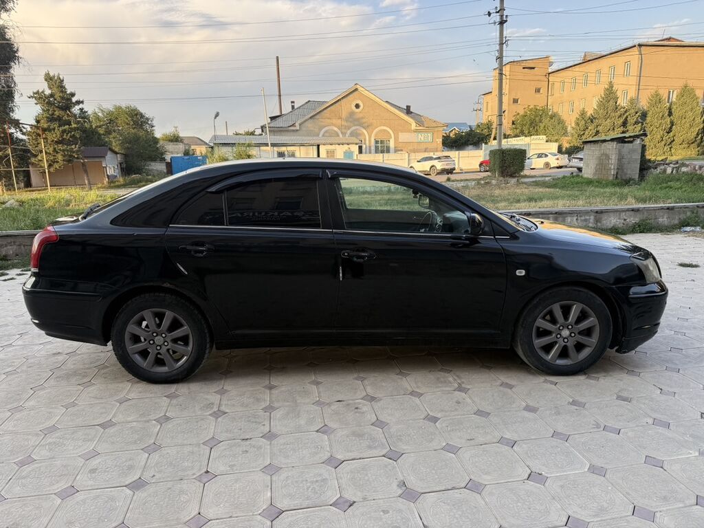 Toyota Avensis: 2004 г., 2.4 л, Автомат, Бензин, Седан: фото 4