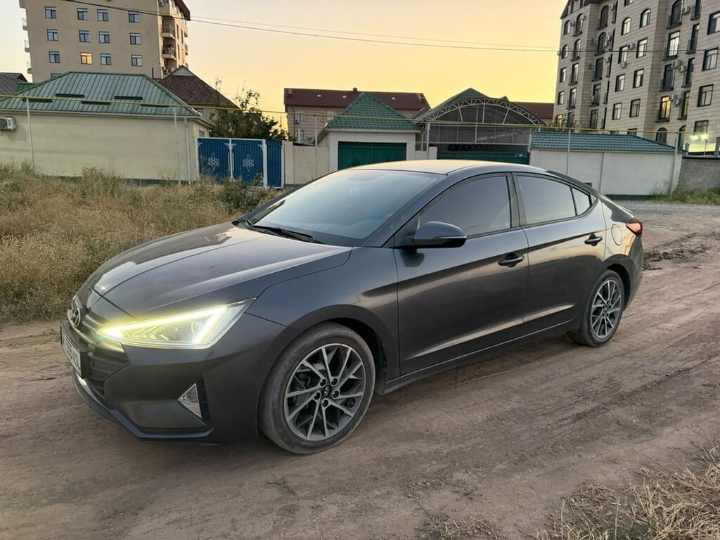 Hyundai Avante: 2019 г., 1.6 л, Автомат, Бензин, Седан: фото 2