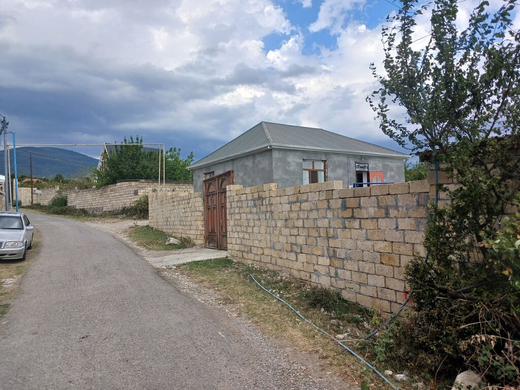 Bakı, 80 kv. m, 4 otaqlı, Kanalizasiya, İnternet, İşıq