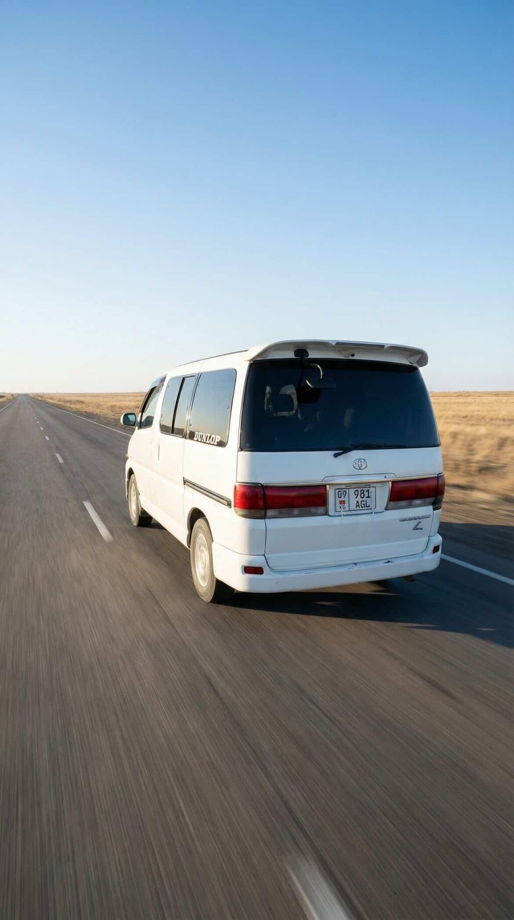 Toyota Hiace: 2002 г., Минивэн: фото 6