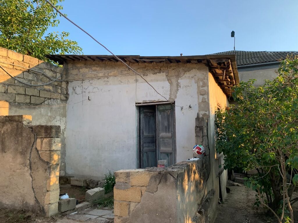 4 otaqlı, 130 kv. m, Kredit yoxdur, Orta təmir