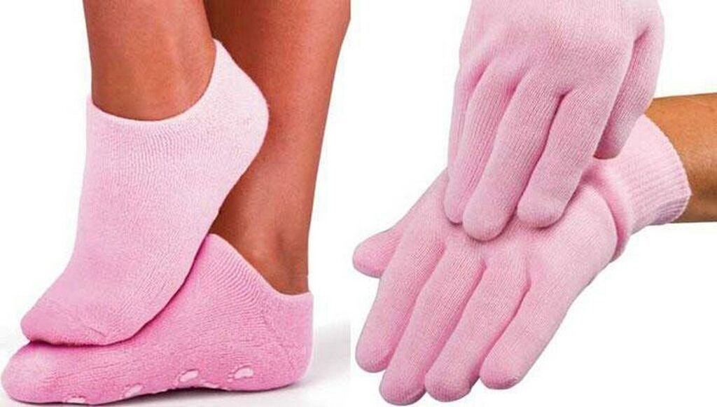 Увлажняющие носочки. Гелевые носочки и перчатки. Силиконовые перчатки и носки. Гелевые носочки для ног. Силиконовые носки для педикюра.