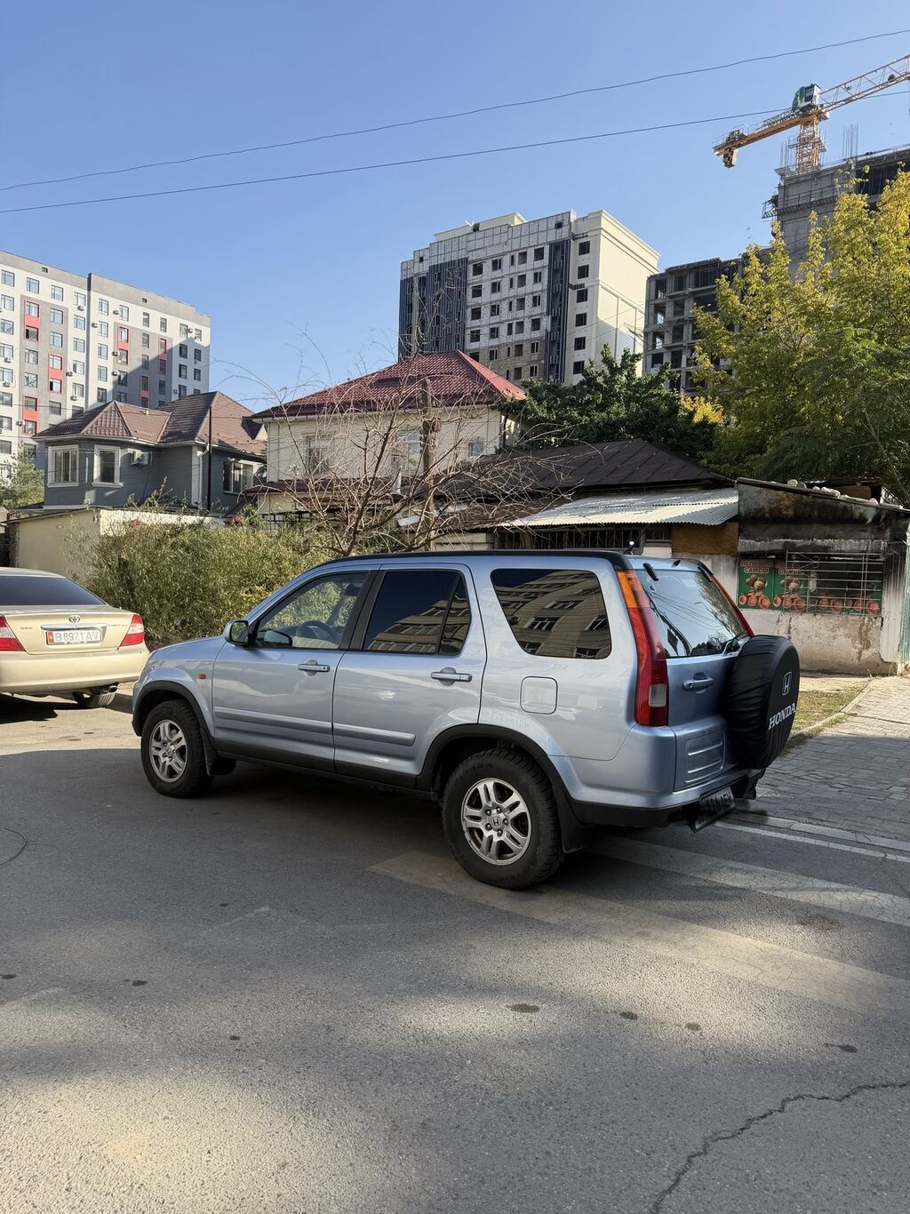 Honda CR-V: 2005 г., 2 л, Автомат, Газ, Кроссовер: фото 2