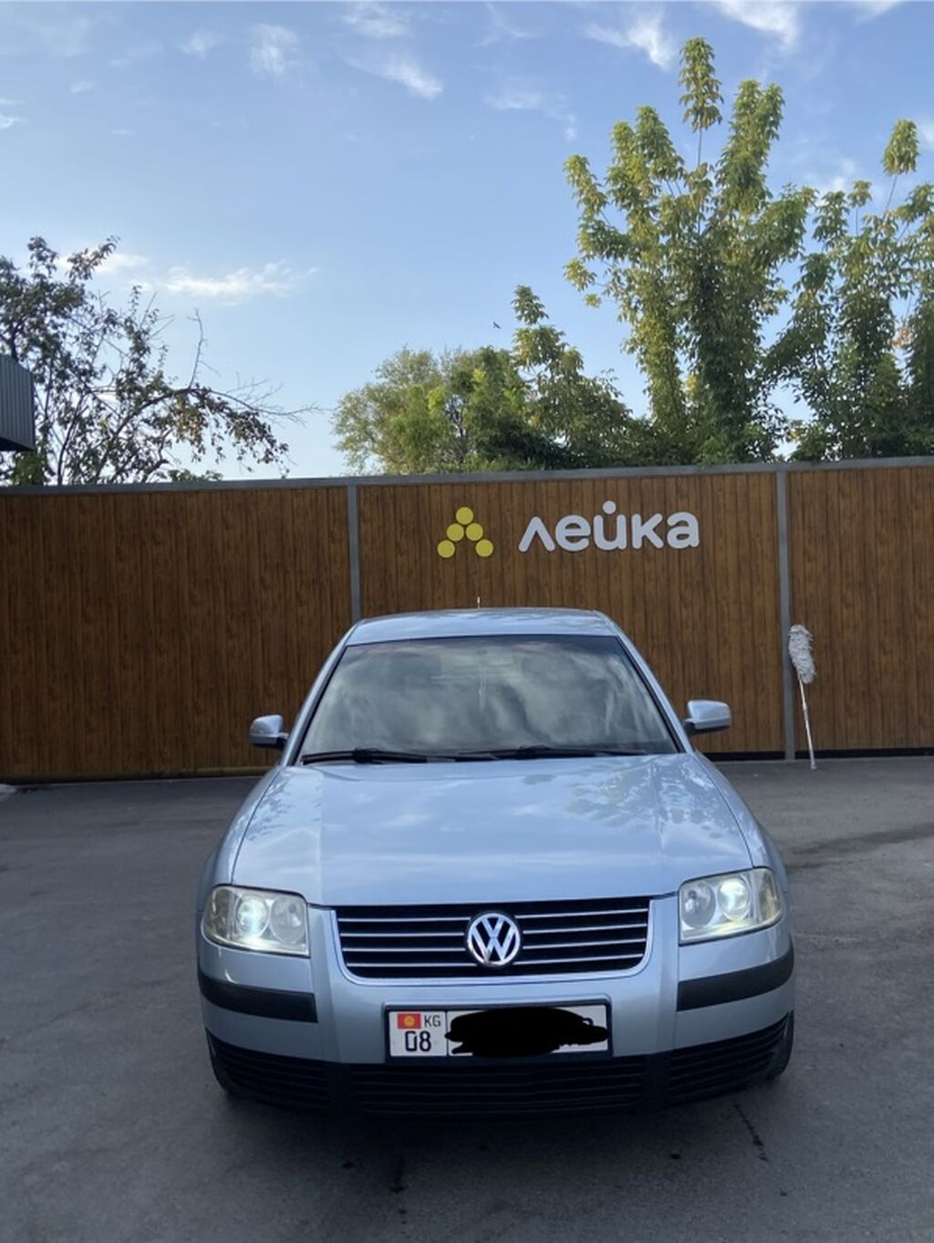 Volkswagen Passat: 2001 г., 2 л, Механика, Бензин, Седан: фото 4