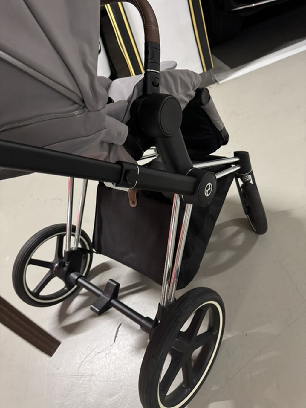Прогулочная коляска Cybex Praim в фиолетового цвета. Состояние 10/10 В: фото 4
