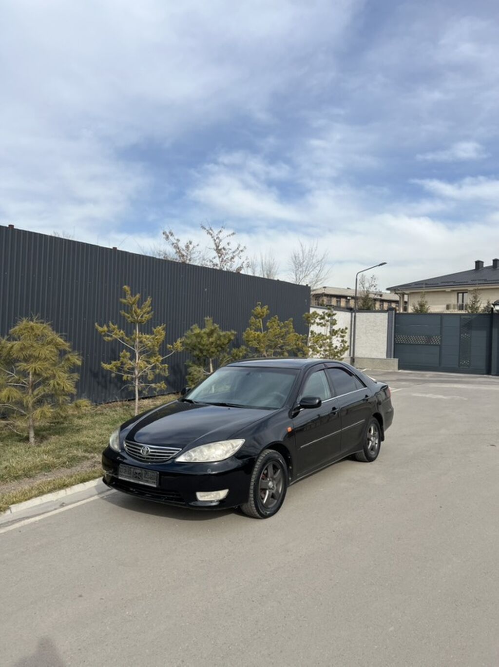 Toyota Camry: 2005 г., 2.4 л, Автомат, Газ, Седан: фото 2