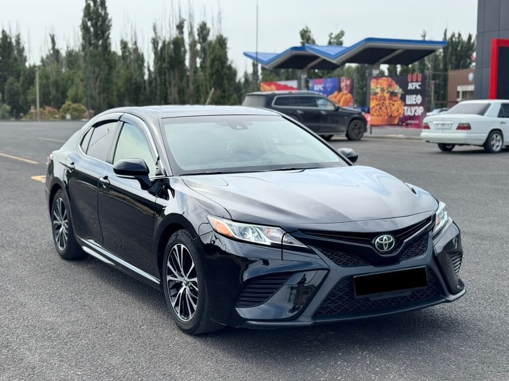 Toyota Camry: 2018 г., 2.5 л, Автомат, Бензин, Седан: фото 5