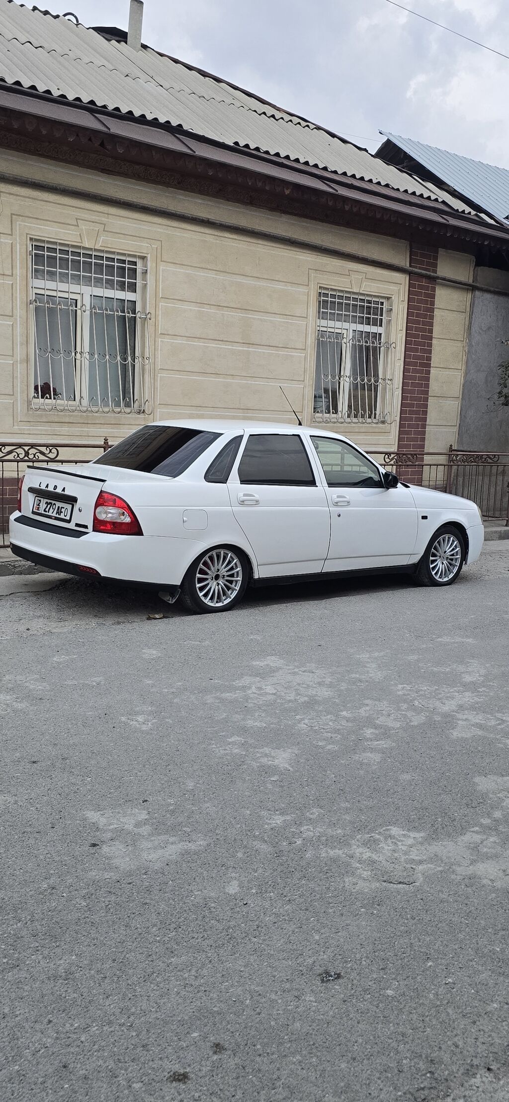 ВАЗ (ЛАДА) Priora: 2010 г., 1.6 л, Механика, Бензин, Седан: фото 3