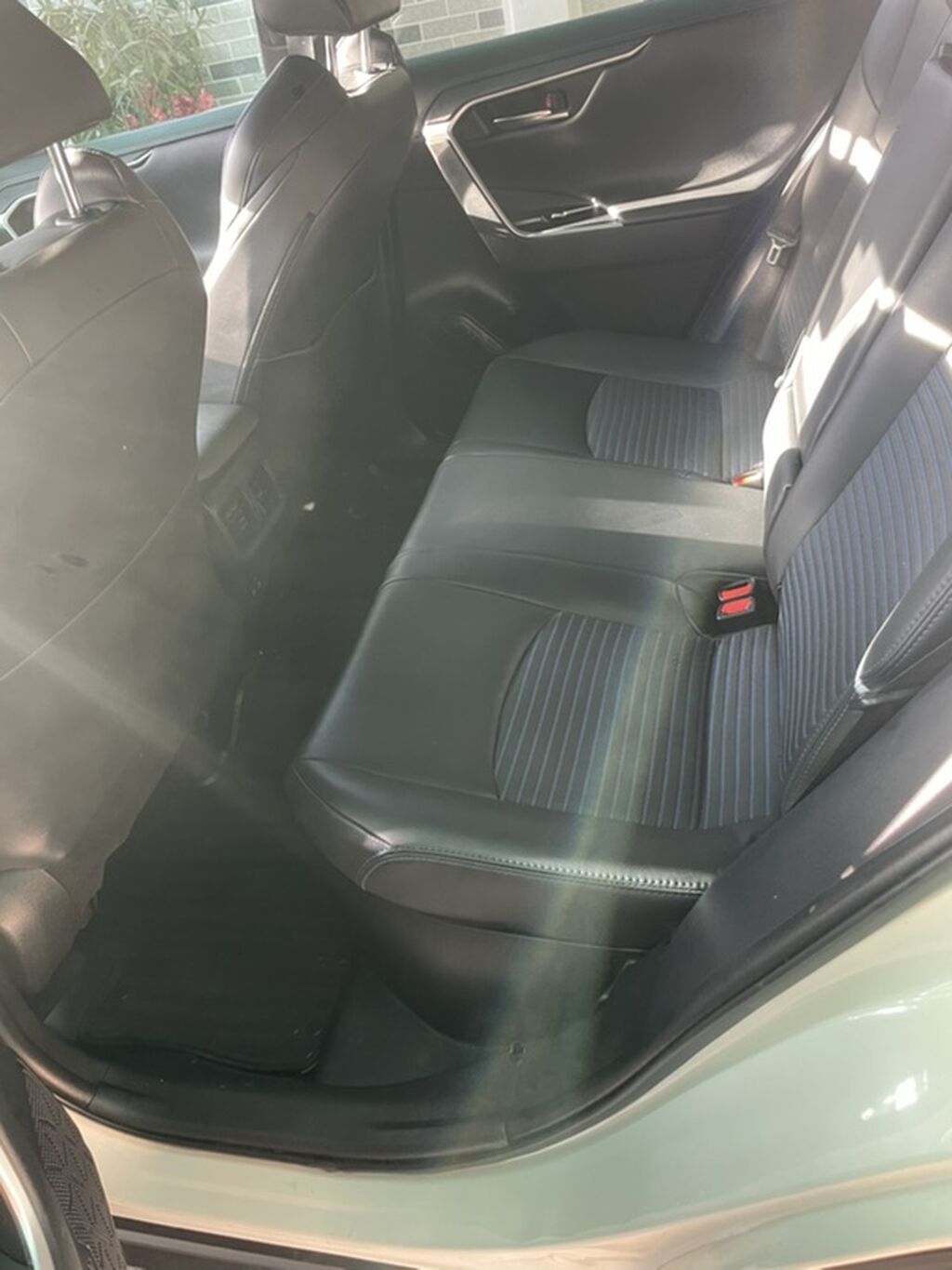 Toyota RAV4: 2020 г., 2.5 л, Вариатор, Гибрид, Кроссовер: фото 8