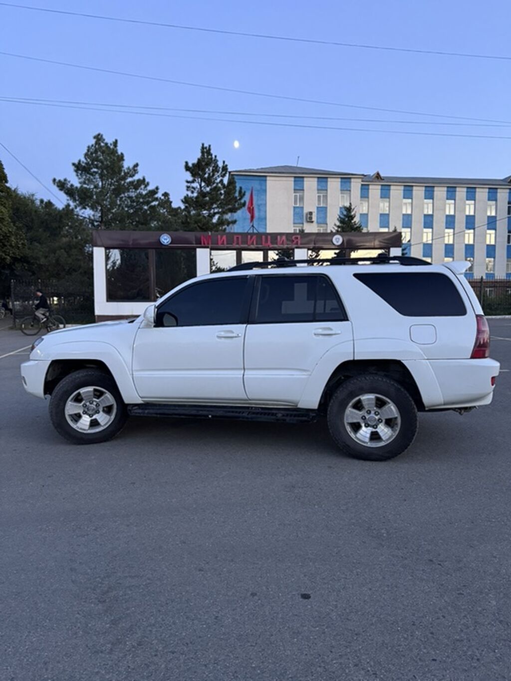 Toyota 4Runner: 2004 г., 4.7 л, Автомат, Бензин, Внедорожник: фото 4