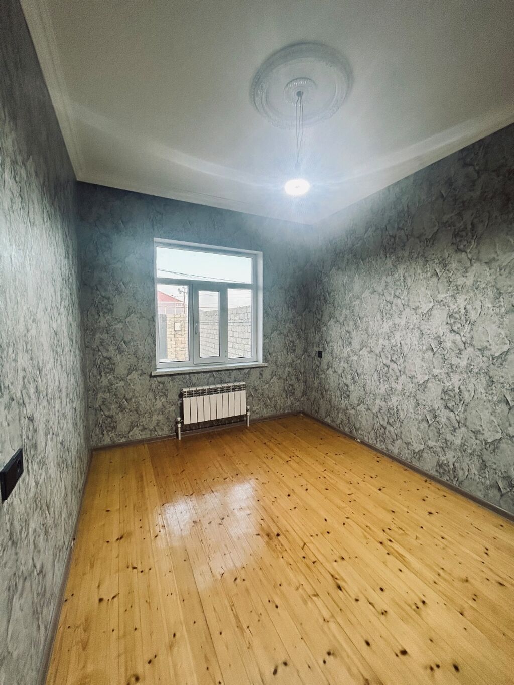 Suraxanı 2 otaqlı, 75 kv. m, Yeni təmirli