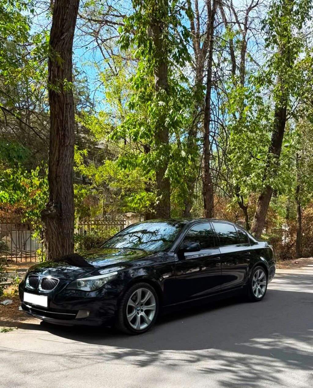 BMW 5 series: 2008 г., 3 л, Бензин, Седан: фото 2