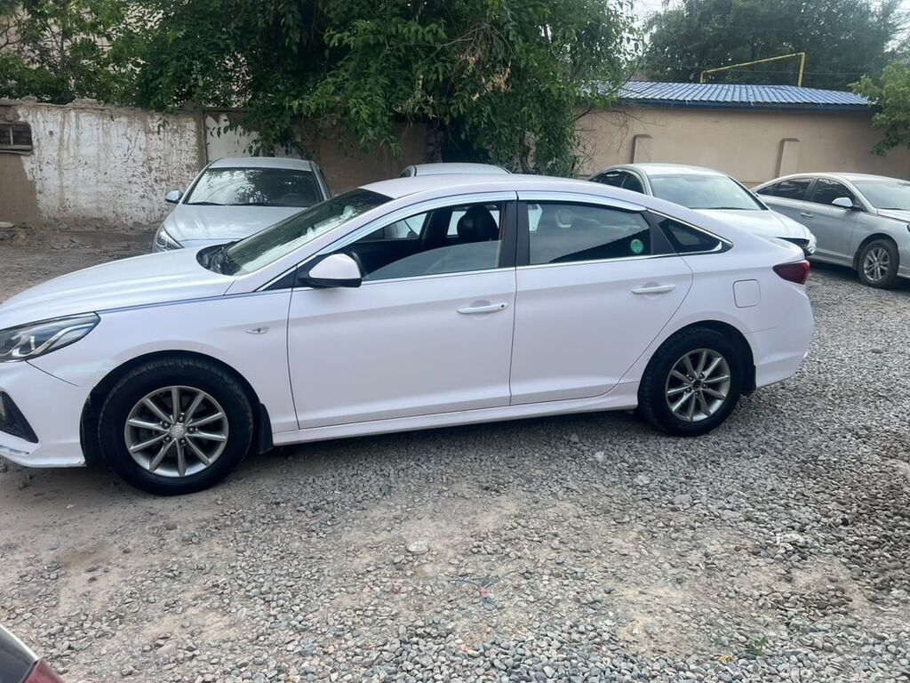 Hyundai Sonata: 2019 г., Автомат, Бензин, Седан: фото 3