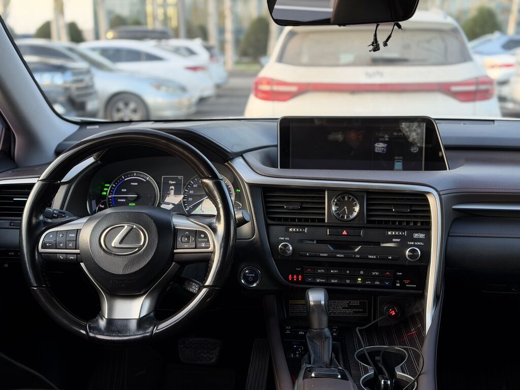 Lexus RX: 2017 г., 3.5 л, Автомат, Гибрид, Кроссовер: фото 5