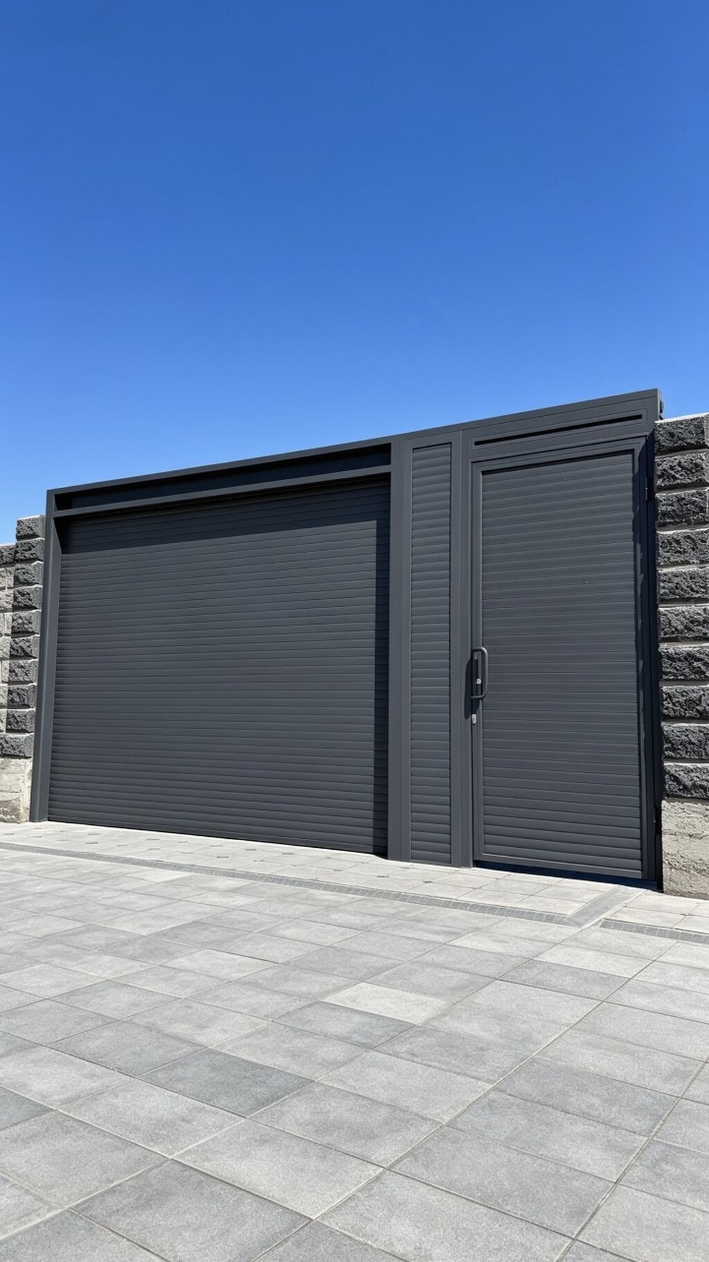 Роллетные и секционные ворота DoorHan — продажа и установка: фото 5