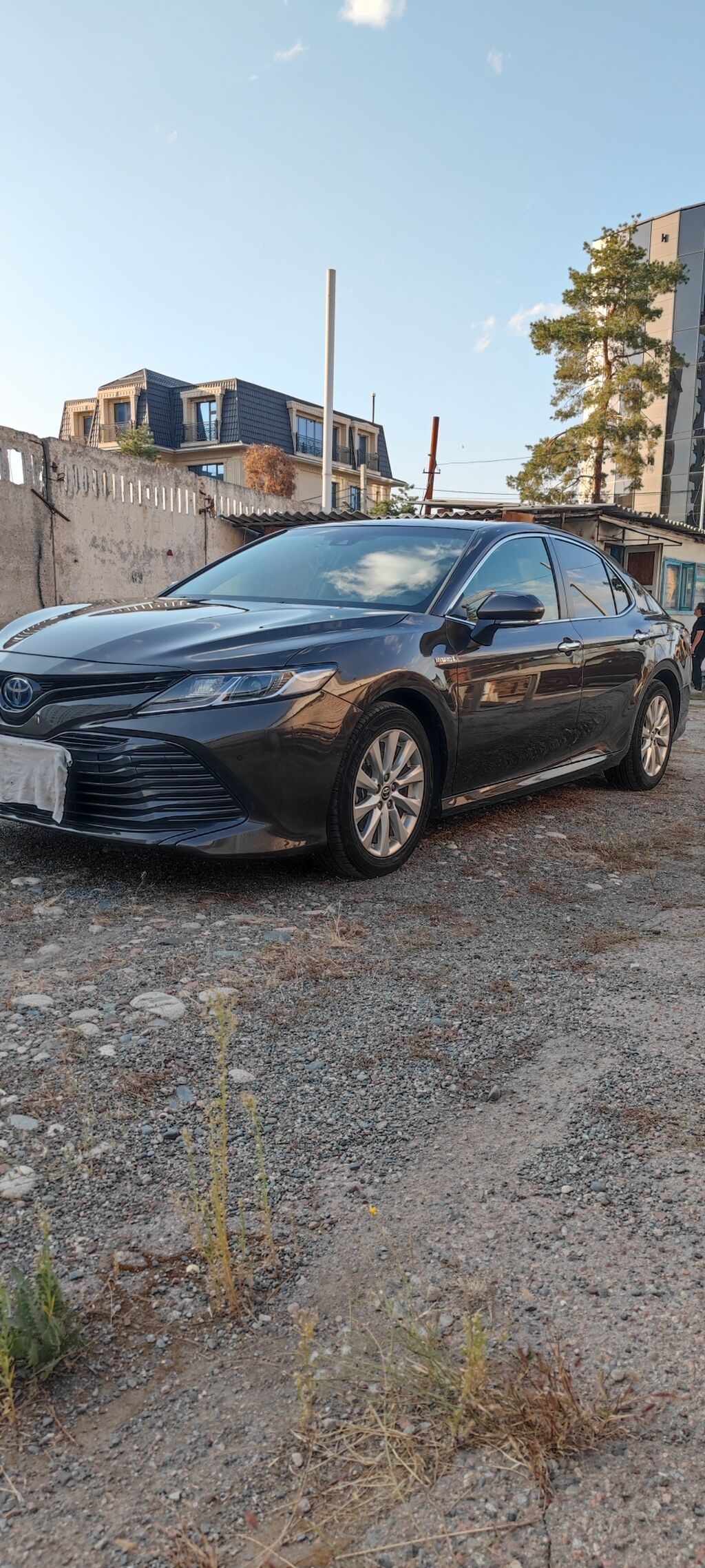 Toyota Camry: 2020 г., 2.5 л, Автомат, Гибрид, Седан: фото 7
