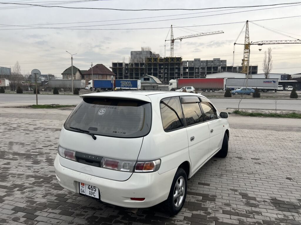 Toyota Gaia: 1999 г., 2 л, Автомат, Бензин, Минивэн: фото 6