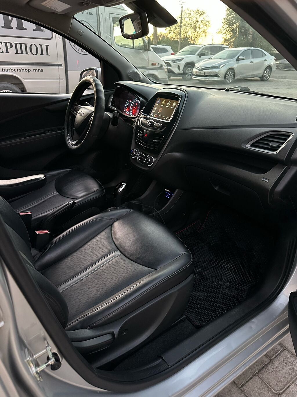 Chevrolet Spark: 2019 г., 1 л, Автомат, Бензин, Хэтчбэк: фото 8