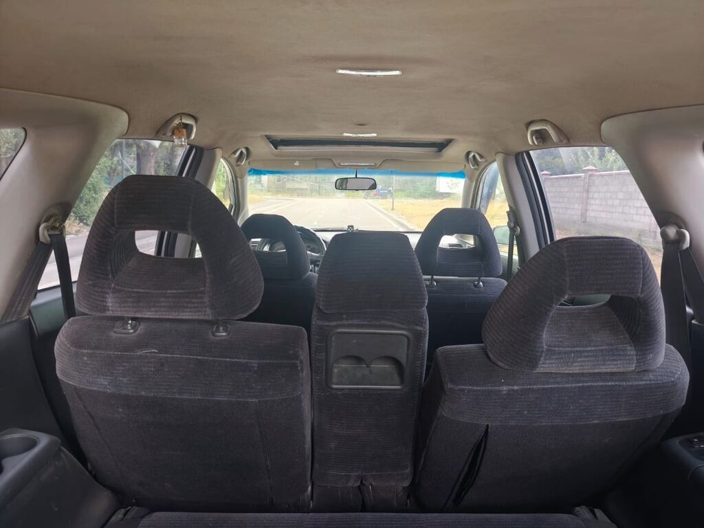 Honda Stream: 2001 г., 2 л, Механика, Бензин, Минивэн: фото 7
