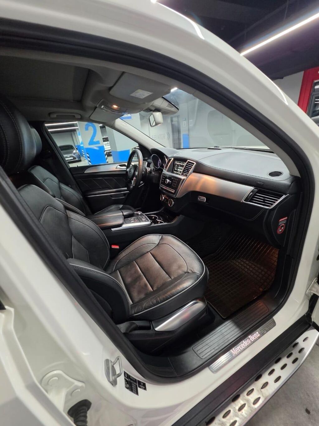 Mercedes-Benz GL-Class: 2014 г., Внедорожник: фото 8