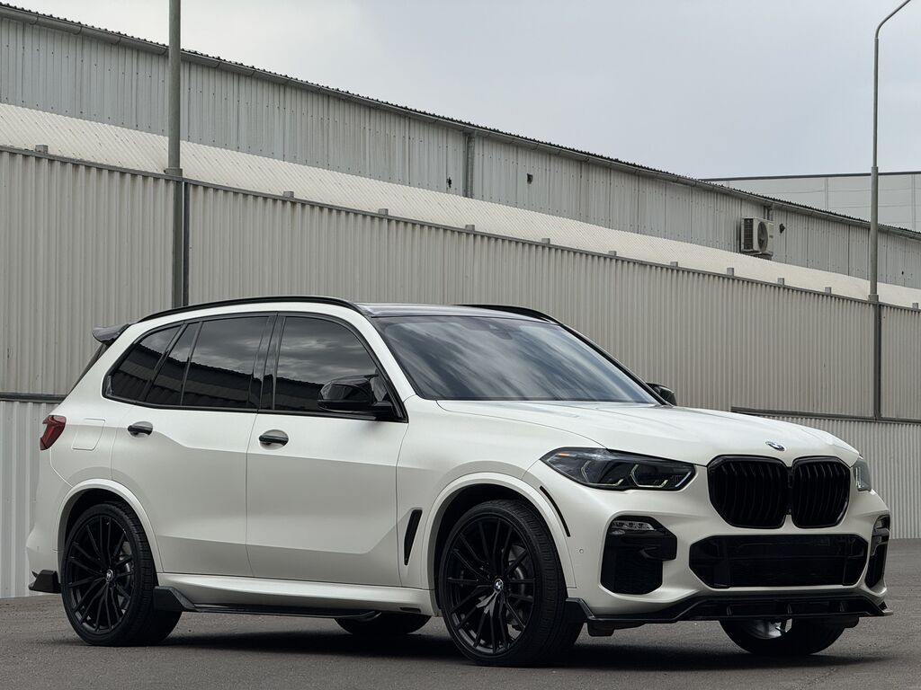 BMW X5: 2019 г., 3 л, Автомат, Бензин, Кроссовер: фото 1
