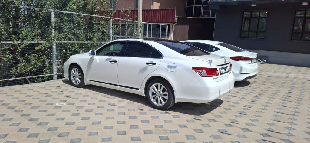 Lexus ES: 2011 г., 3.5 л, Автомат, Бензин, Седан: фото 5