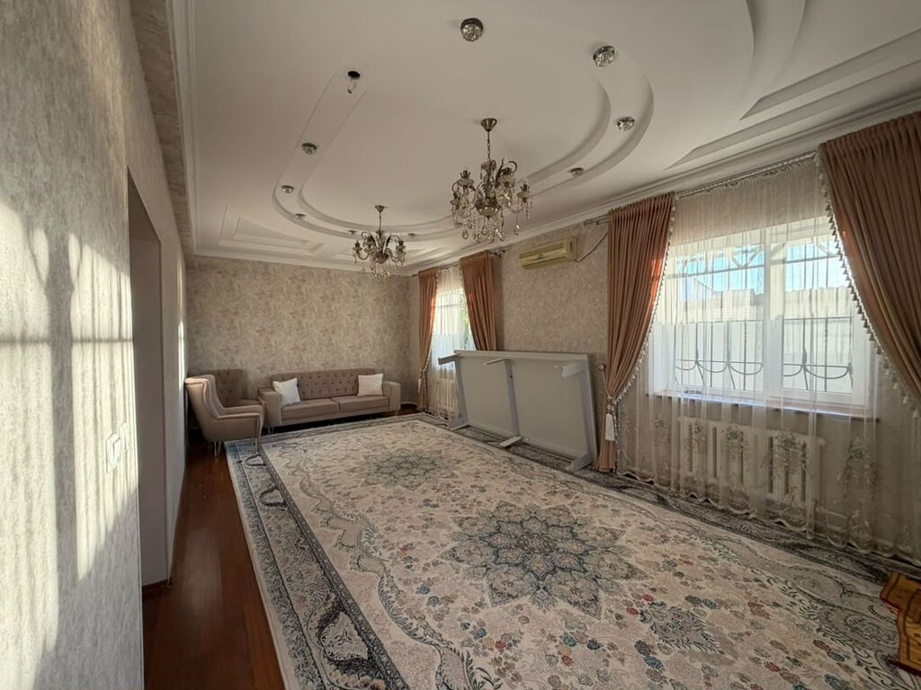В продаже просторный двухэтажный дом с участком и навесом Район: фото 5