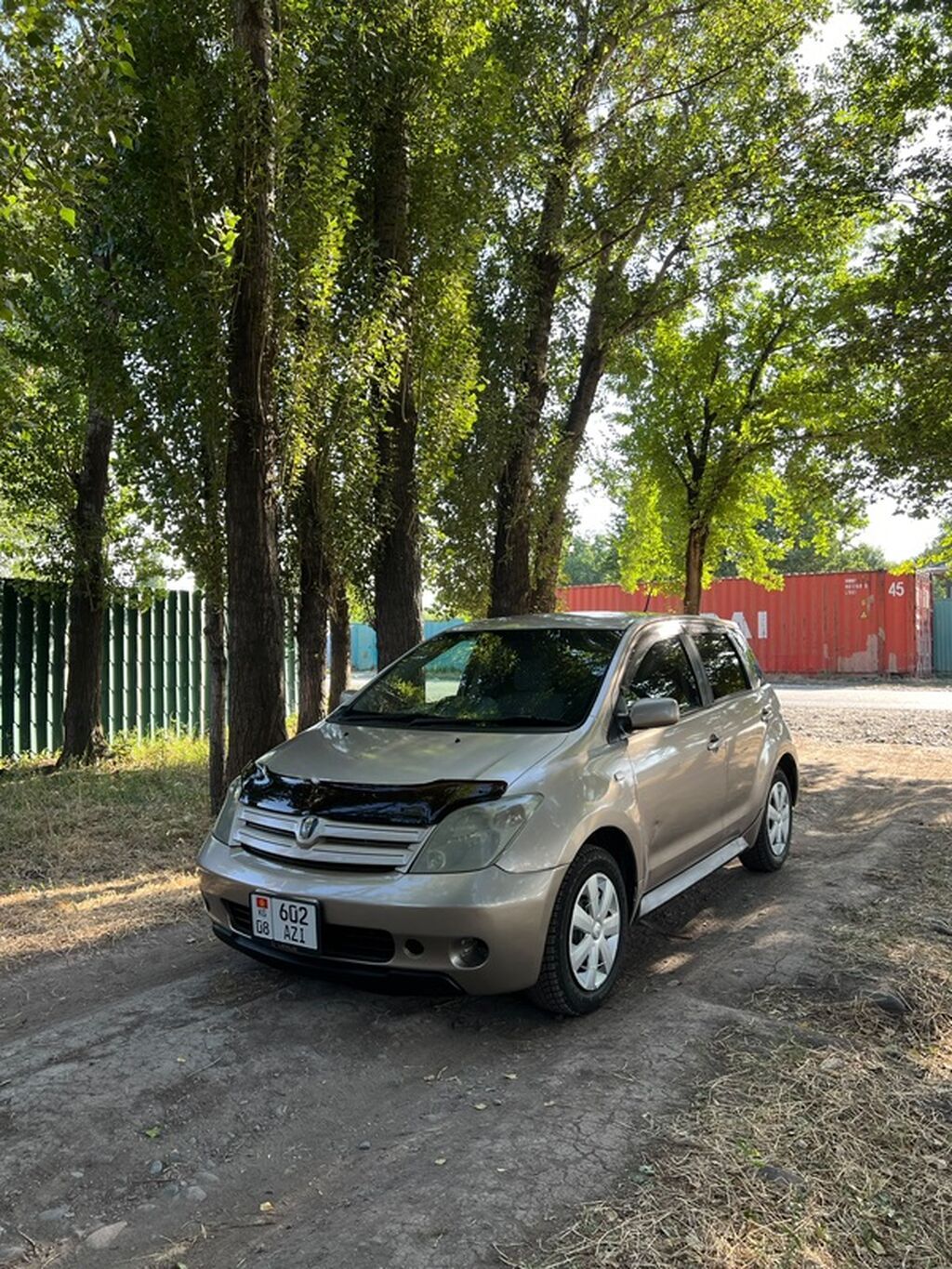 Toyota Ist: 2003 г., 1.3 л, Автомат, Бензин, Хэтчбэк: фото 8